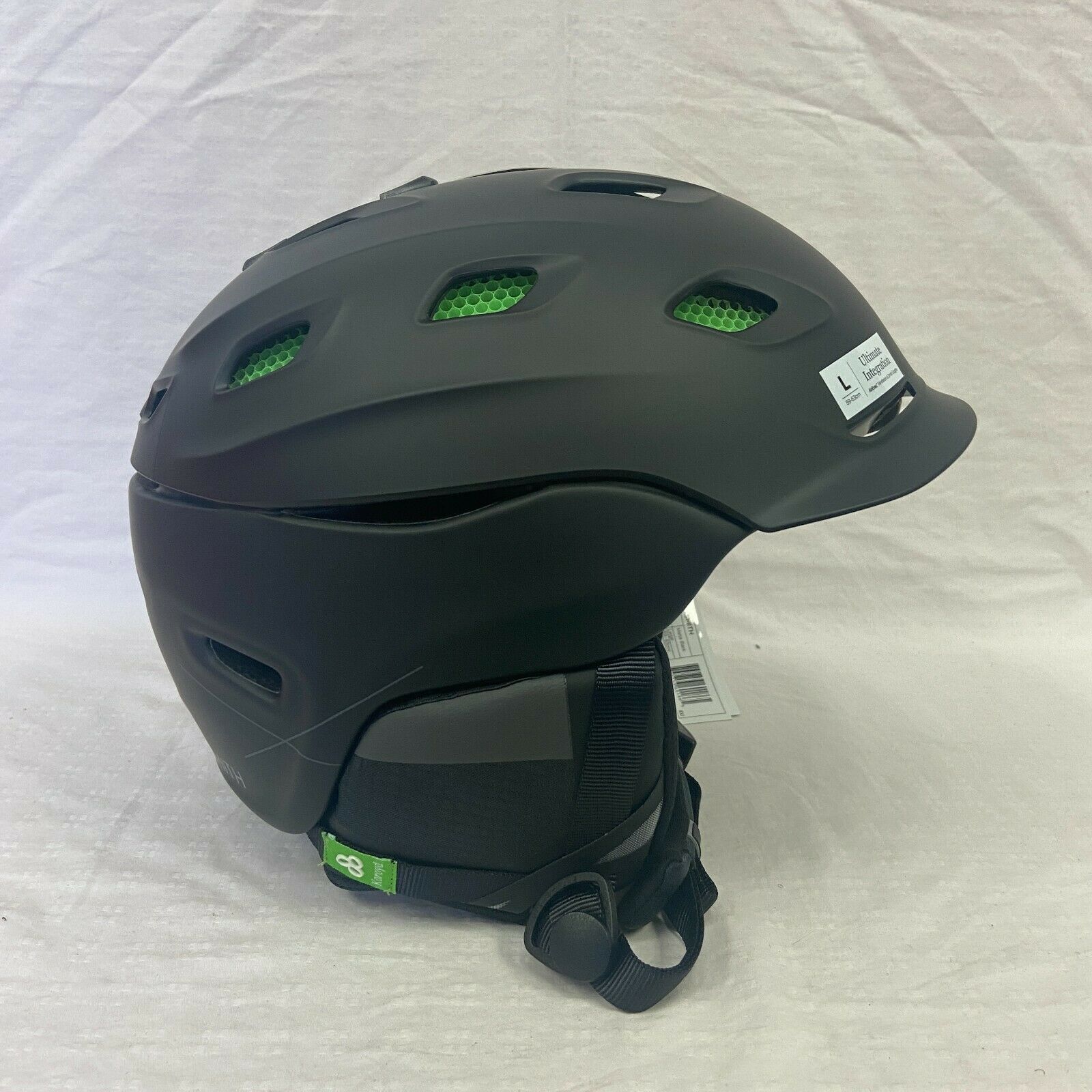 Smith Vantage Aerocore Ski Snowboard Helmet Matte Black Medium 59-63cm *display*