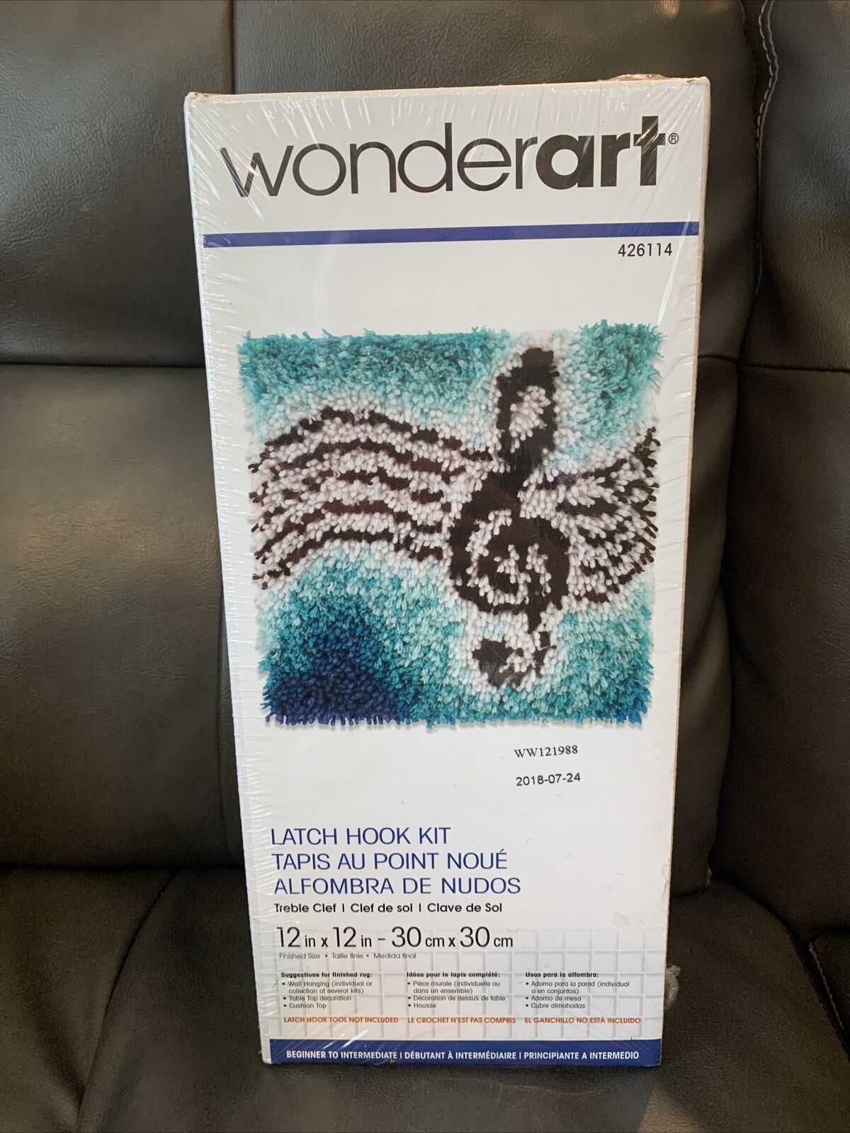 Wonderart Treble Clef Latch Hook Kit 12x12 Rug Wall Art Pillow New